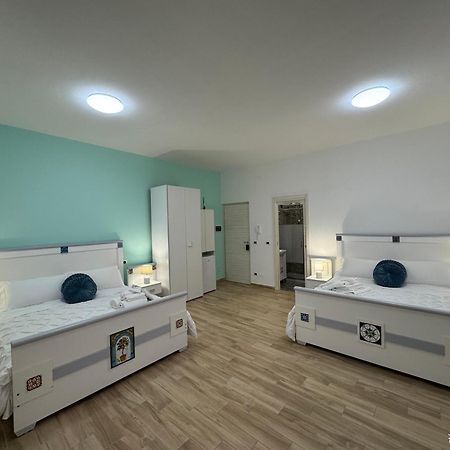 Emerella Luxury Suites-Siderno Lungomare Kültér fotó