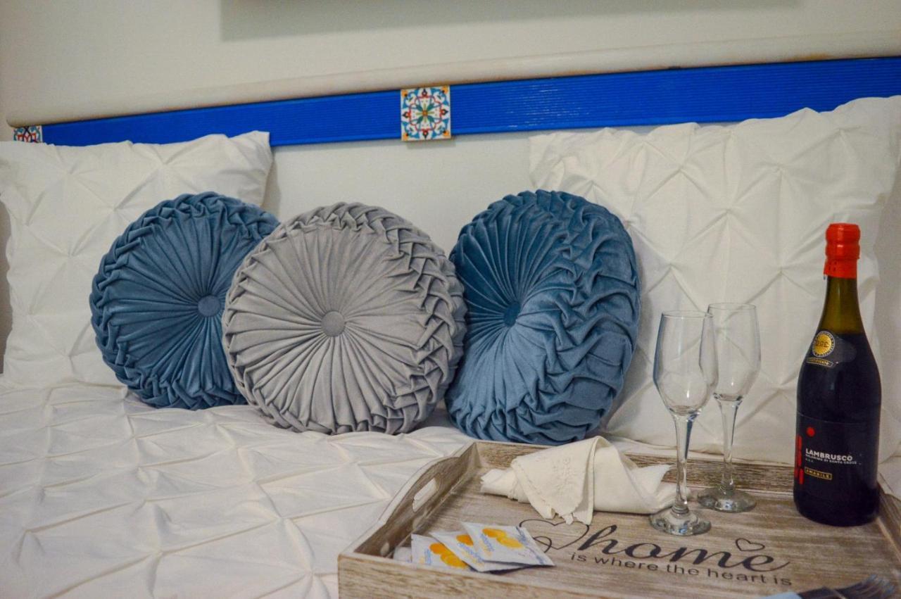 Emerella Luxury Suites-Siderno Lungomare Kültér fotó