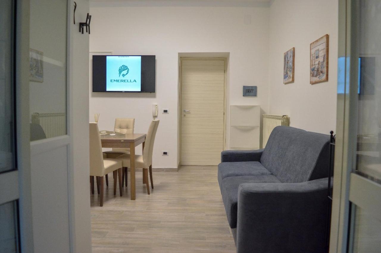 Emerella Luxury Suites-Siderno Lungomare Kültér fotó