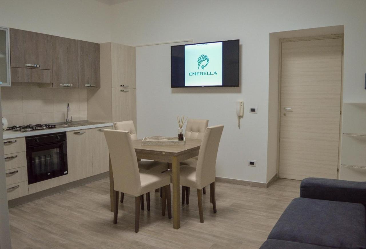 Emerella Luxury Suites-Siderno Lungomare Kültér fotó