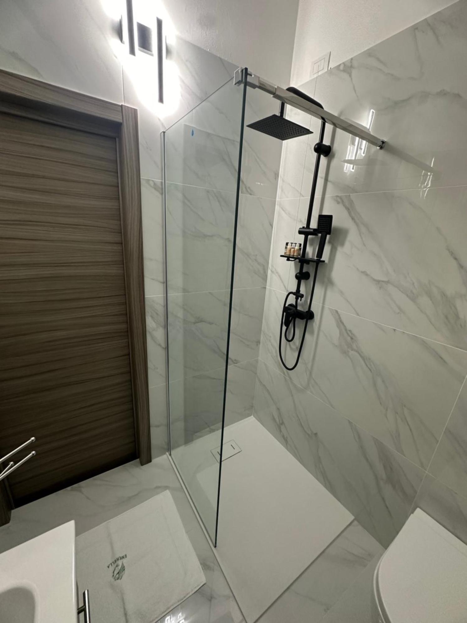 Emerella Luxury Suites-Siderno Lungomare Kültér fotó