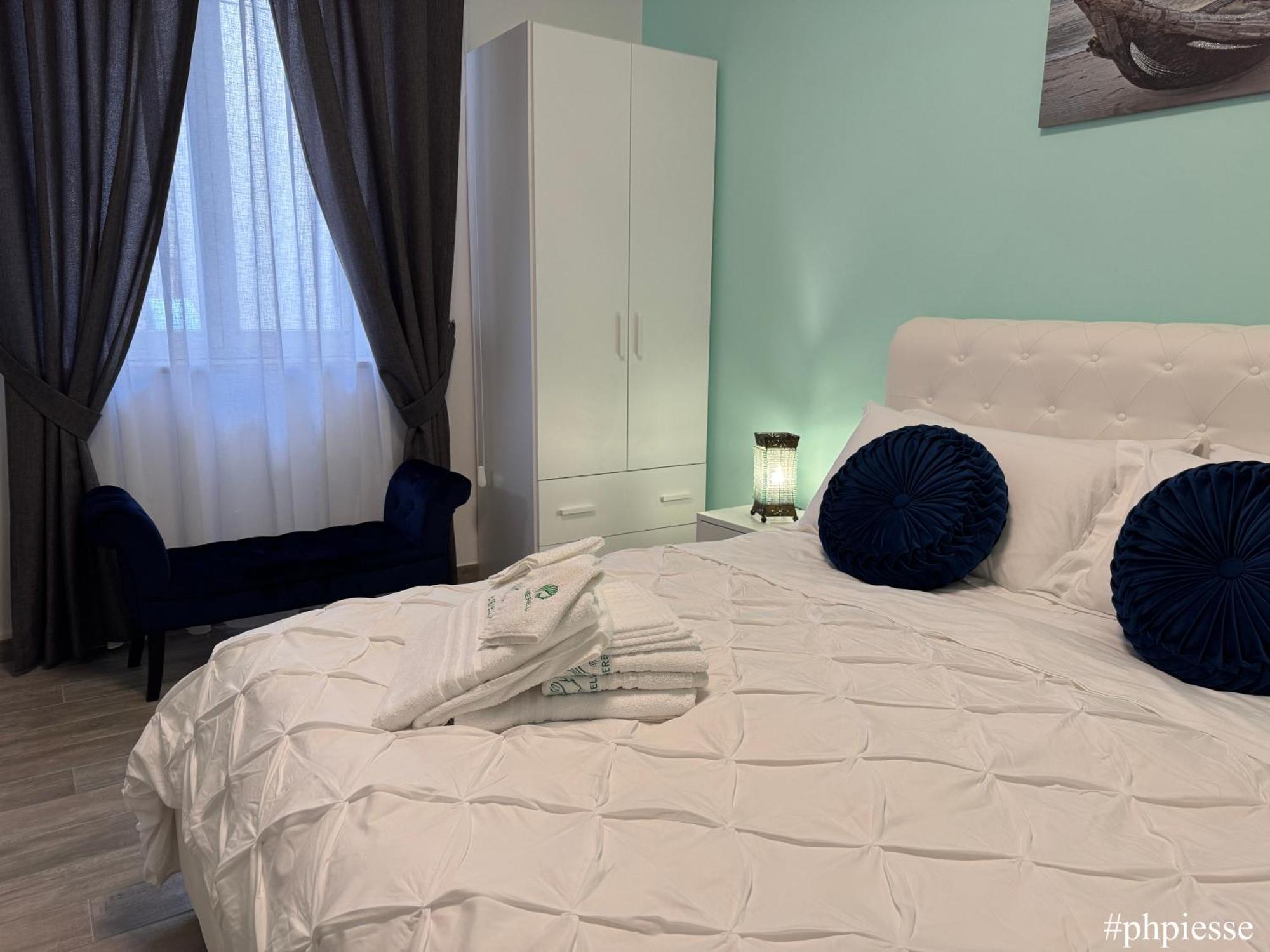 Emerella Luxury Suites-Siderno Lungomare Kültér fotó