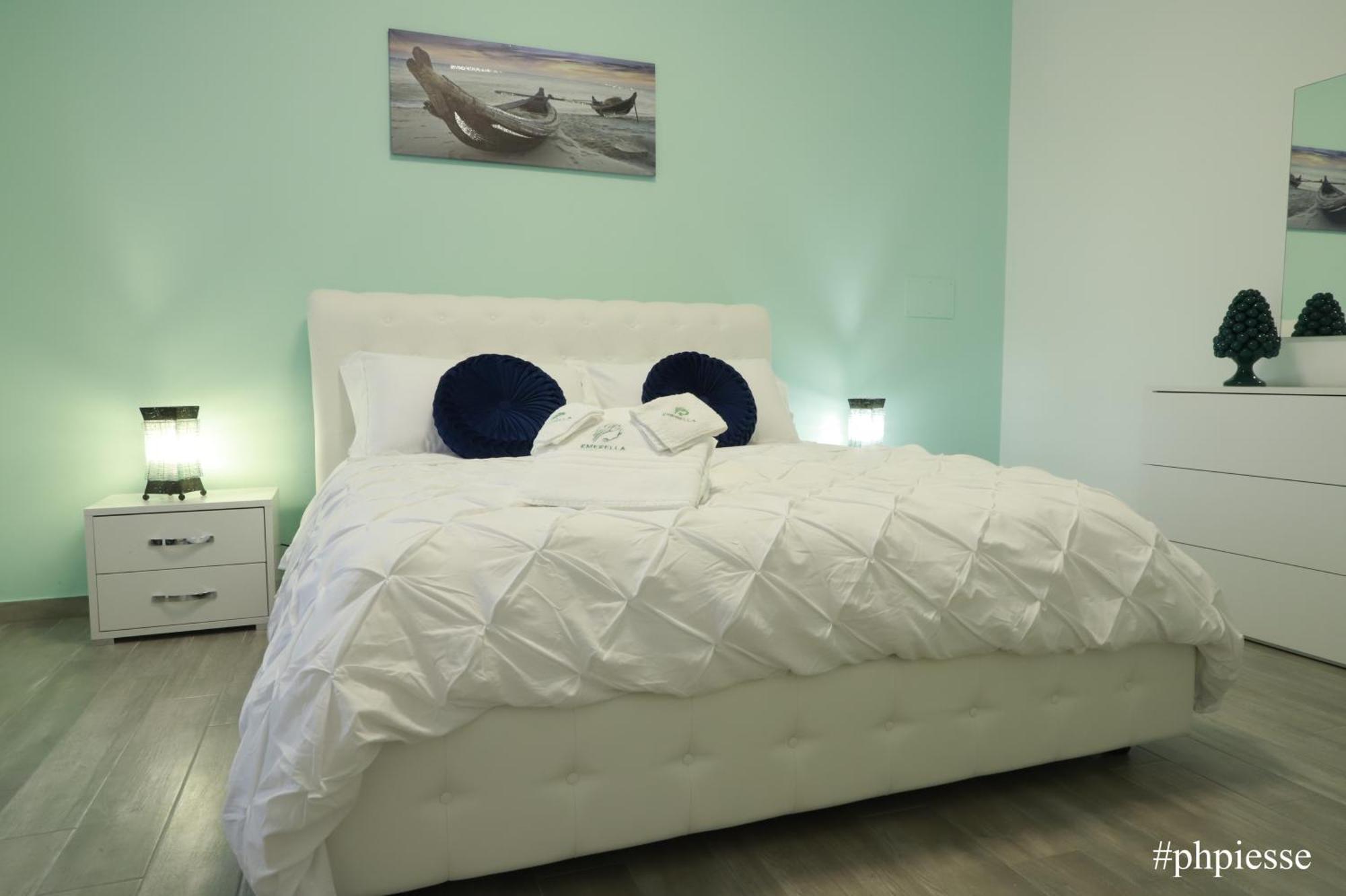 Emerella Luxury Suites-Siderno Lungomare Kültér fotó