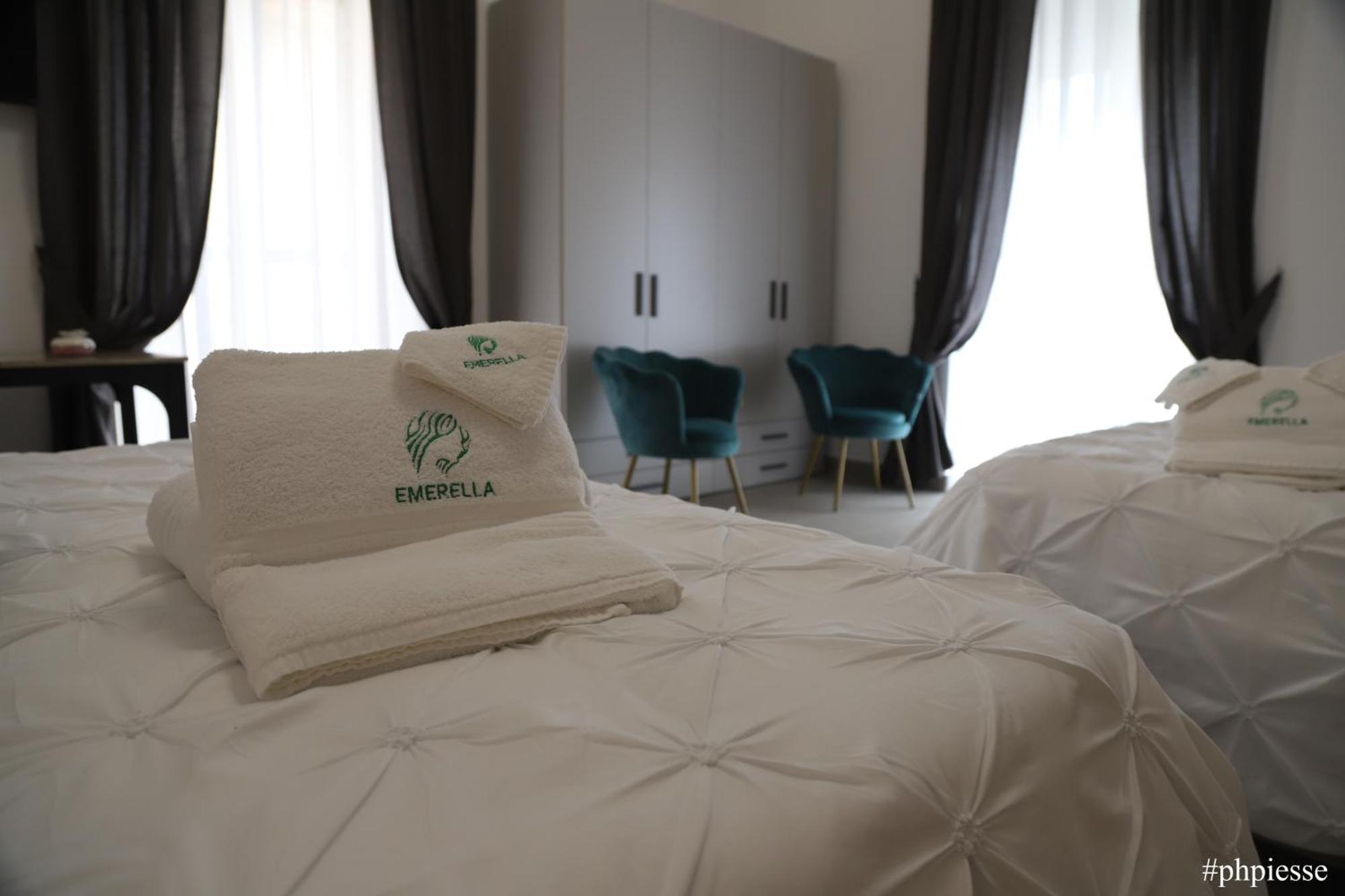 Emerella Luxury Suites-Siderno Lungomare Kültér fotó