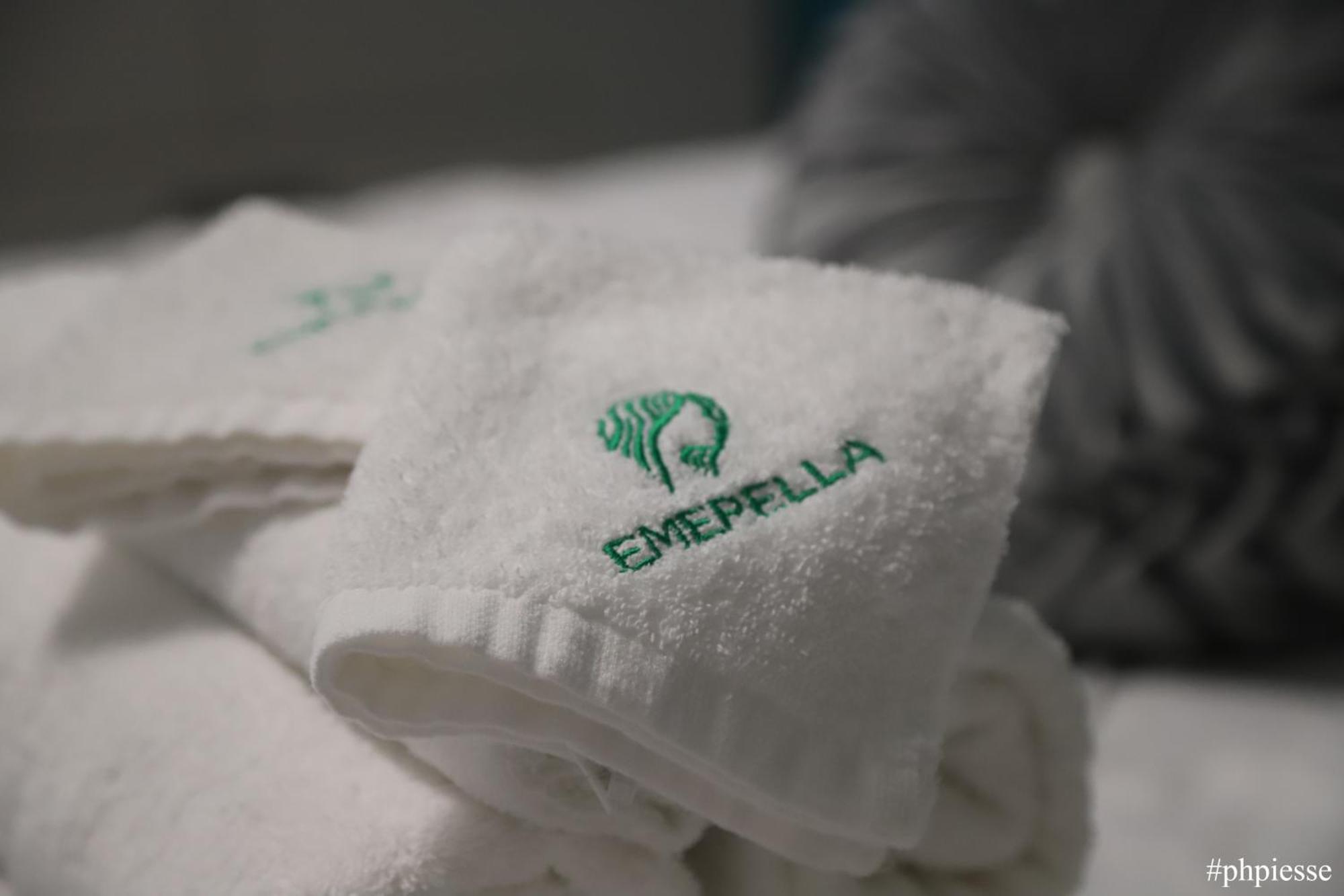 Emerella Luxury Suites-Siderno Lungomare Kültér fotó